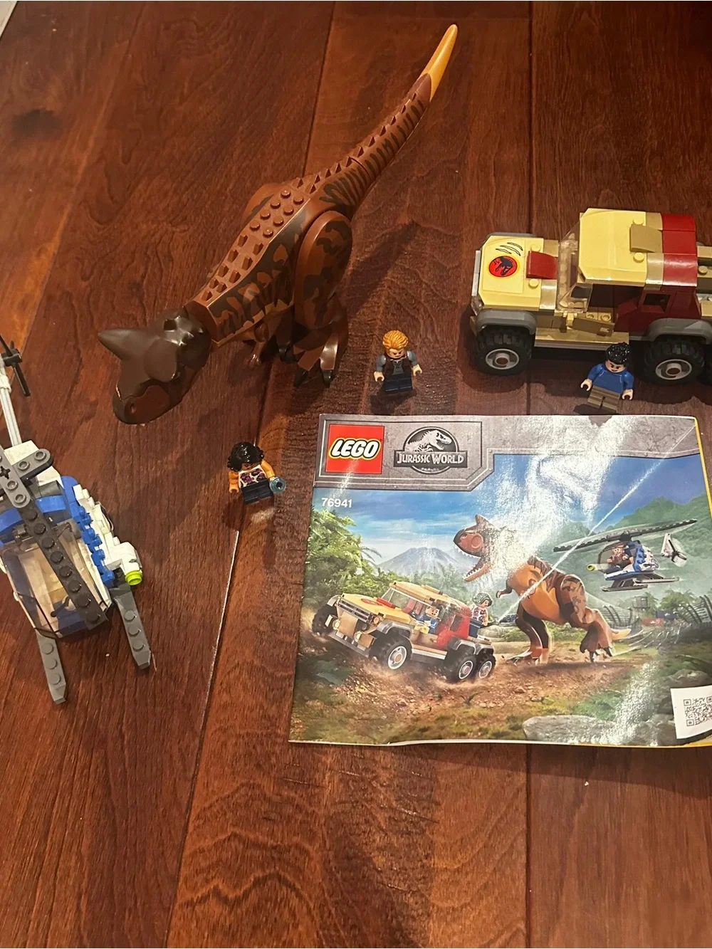 LEGO Jurassic World: Carnotaurus Dinosaur Chase 76941 complete